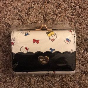 Hello Kitty wallet